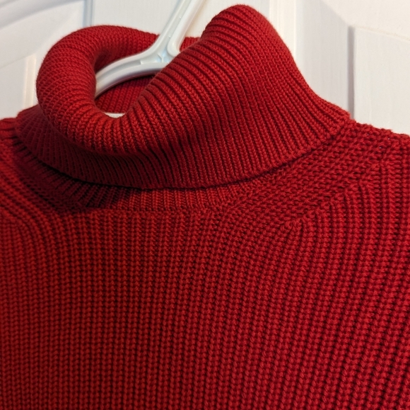 M&S Collection Red Cropped Knit Turtleneck Size XS - Picture 2 of 6